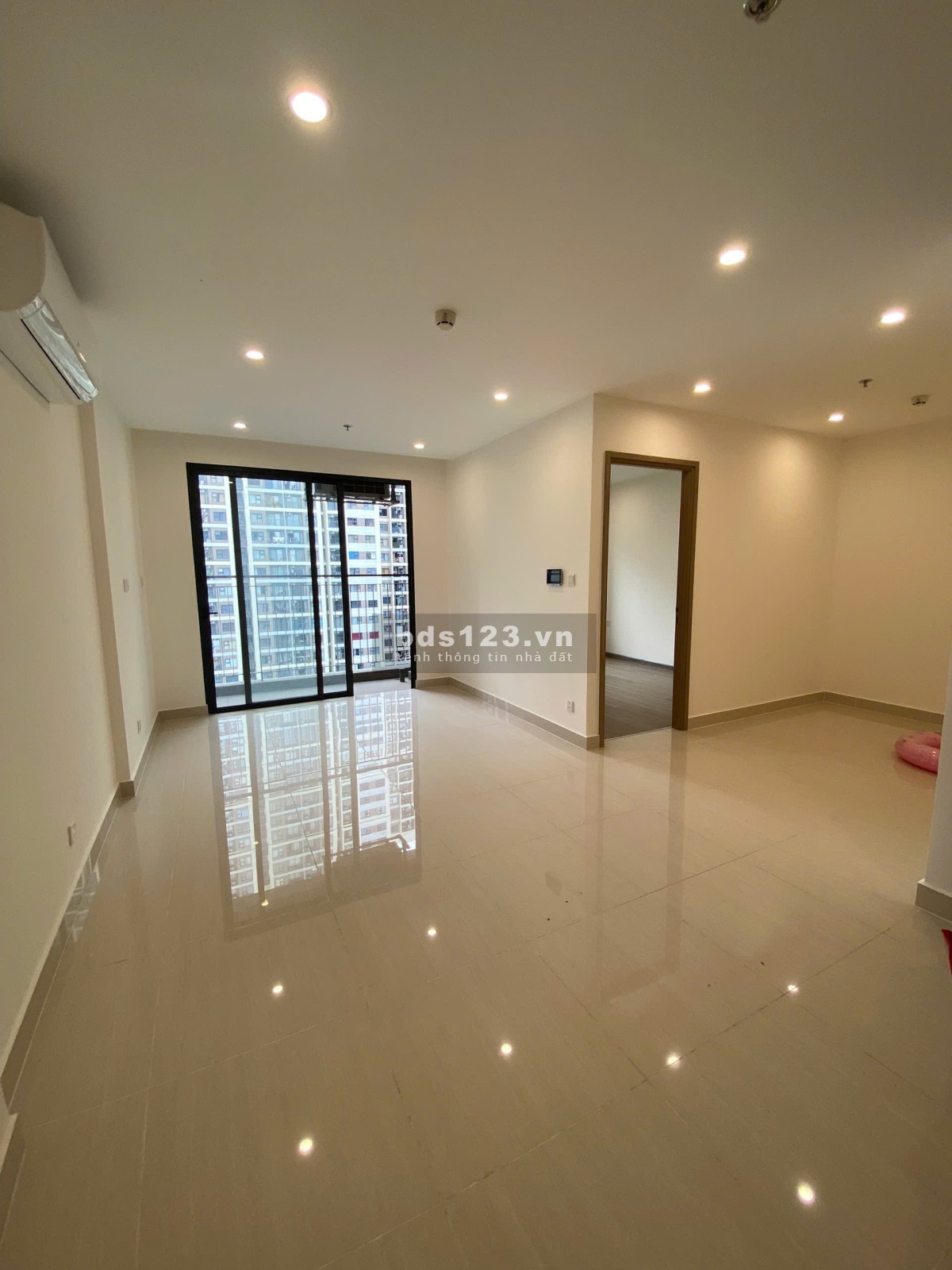 Chỉ 2tỷ250 với căn hộ 1PN + Vinhomes Q9 Origami giỏ hàng chuyển nhượng