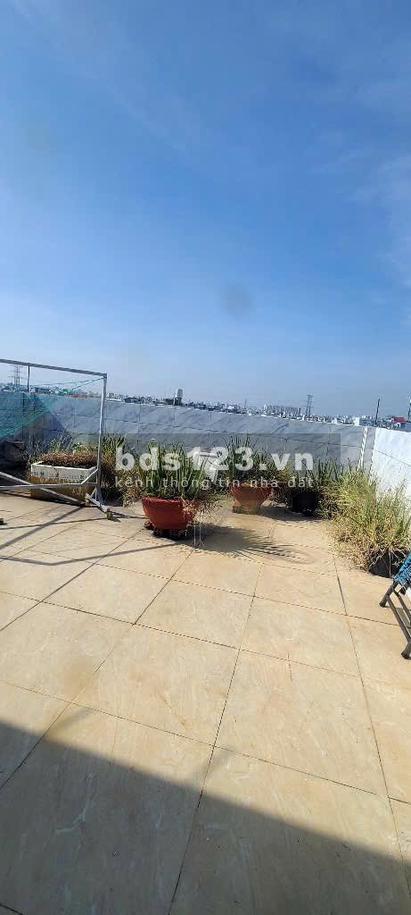 Cần bán gấp nhà khu vực quận 12