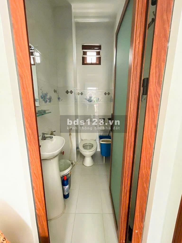 (Chủ gấp định cư) Nhà riêng thang máy Q1 - HXH tránh -100m2 5T -23.5tỷ - nở hậu tài lộc - sát Bộ CA