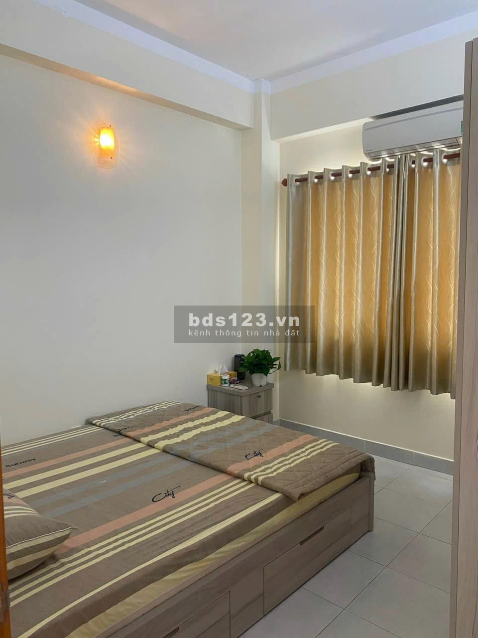 Chung cư Bàu cát, Hồng Lạc, Tân BÌnh: 85m2, 2p ngủ, 2wc, NT, 12tr/th