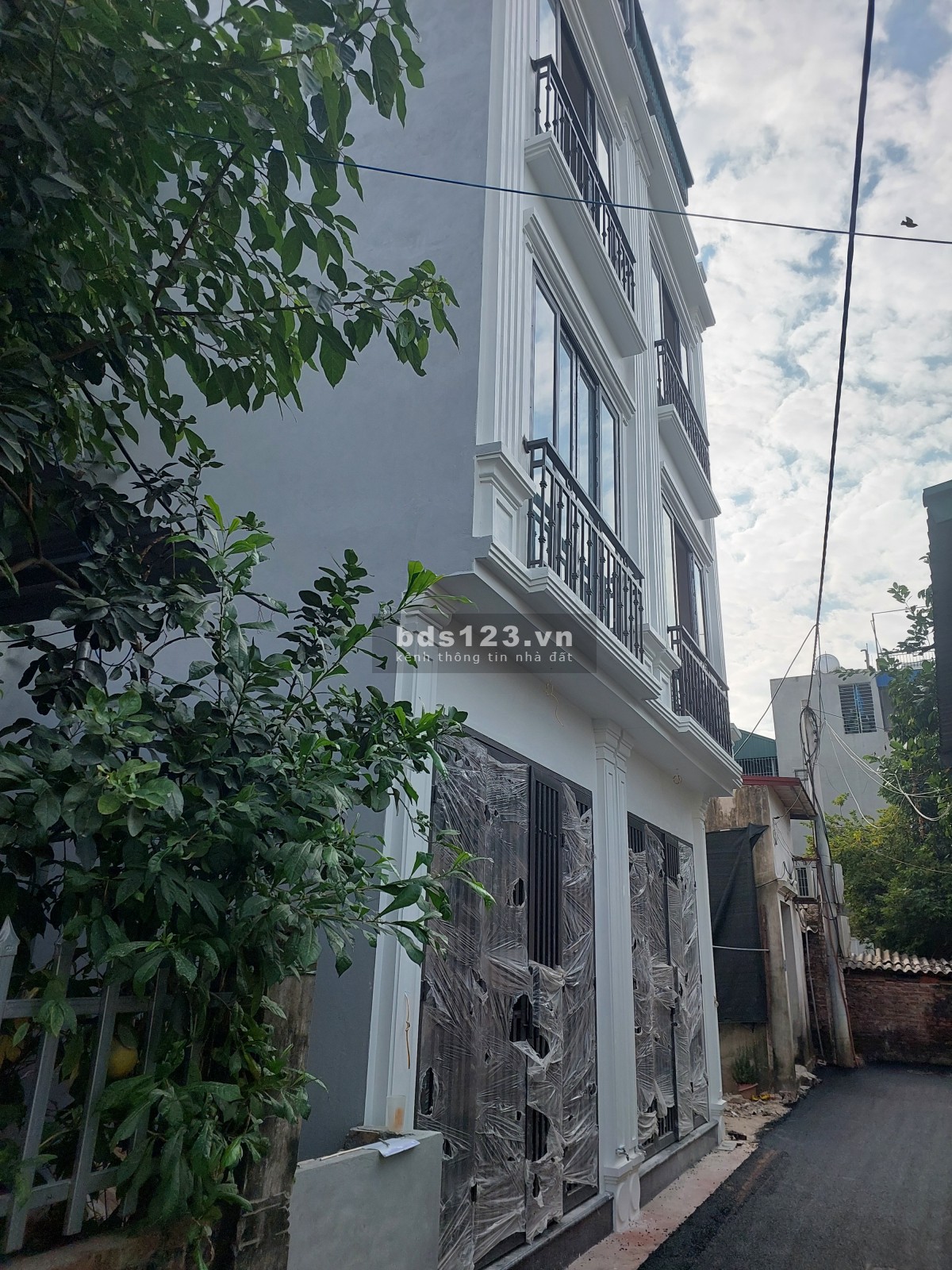 Chính chủ cần bán căn nhà 4 tầng, tự xây, siêu hiếm tại…