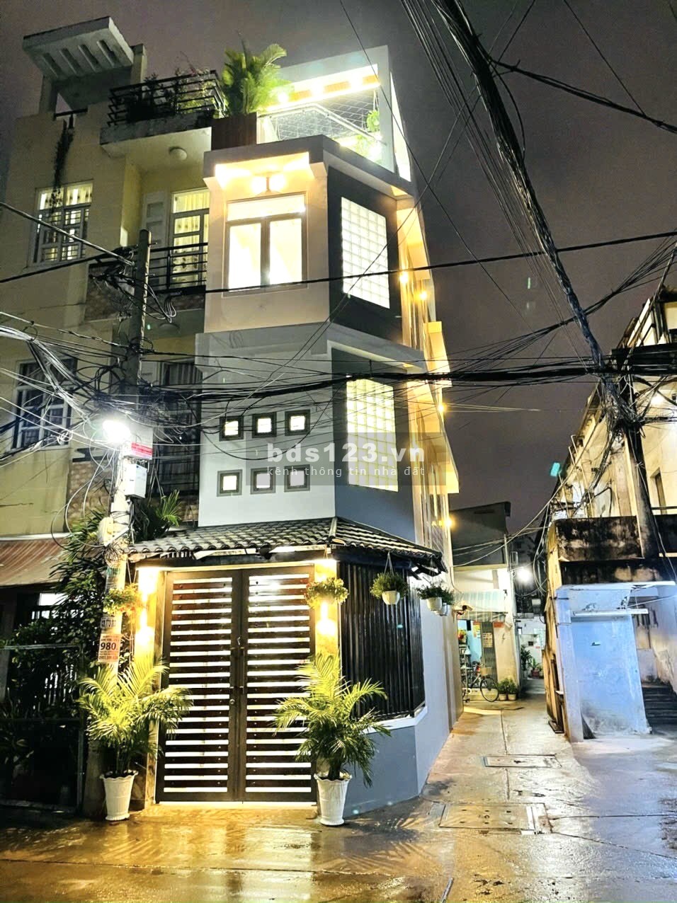 Bán nhà quận 6 hot đẹp xuất sắc - Mặt tiền hẻm - Ôtô đỗ cửa ngày đêm - 4 Tầng BTCT 5.8 tỷ