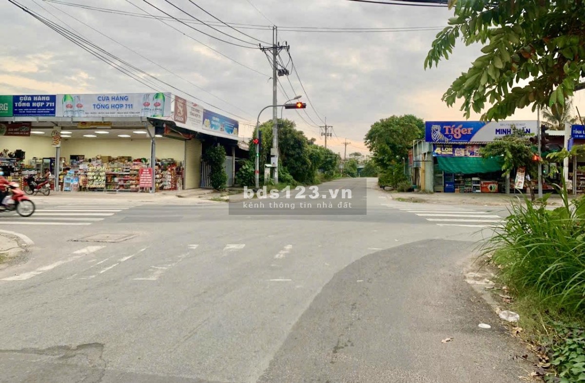 Bán gấp 20m ngang đường tỉnh lộ 2 ngay Kênh Đông, Trung Lập Thượng, 4tr/1m2