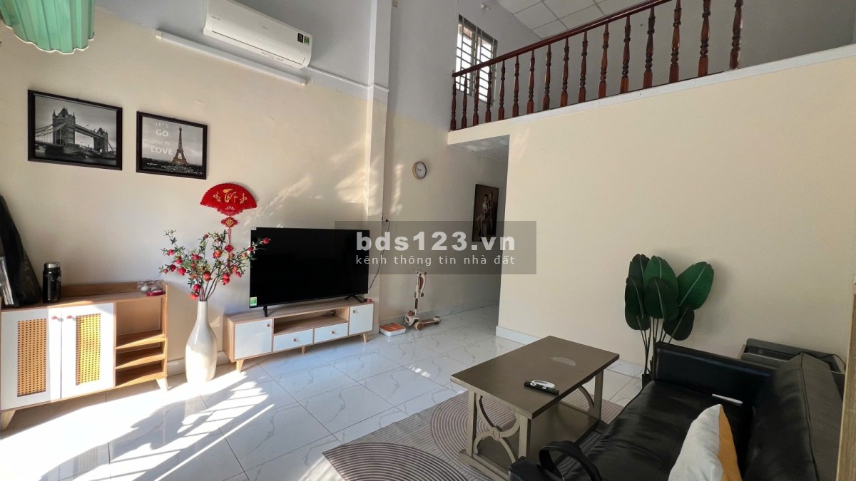 Bán nhà 1 trệt 1 lửng 68m2 (5x13.6), 2.15 tỷ, Nguyễn Thị Minh Khai, Chiêu Liêu, Tân Đông Hiệp, Dĩ An