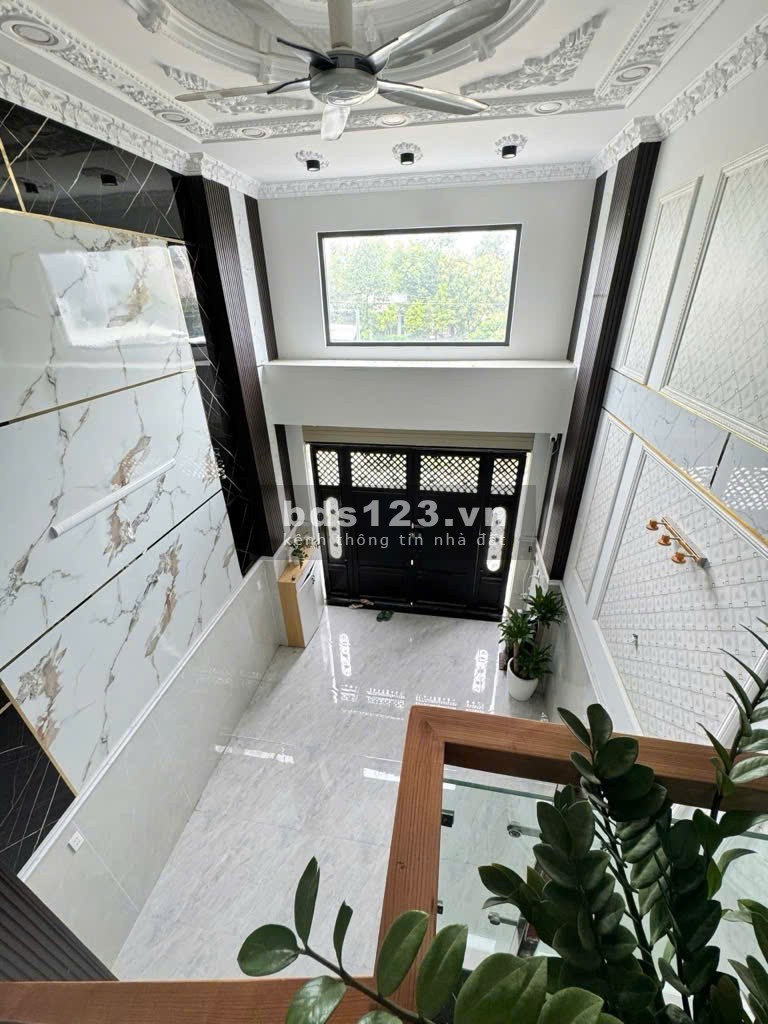 Siêu phẩm nhà đẹp chỉ cần dọn vào ở đón Tết