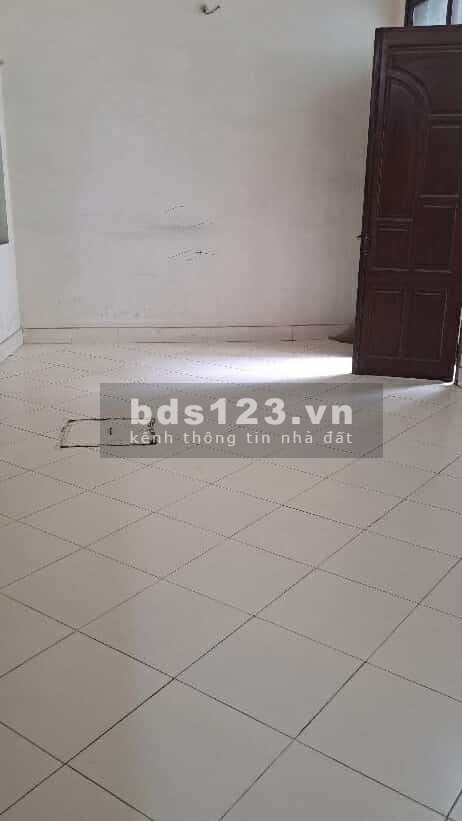 Hiếm - Nghĩa Đô - Cầu Giấy - Ngõ thông tứ phía, nhà dân xây chắc chăn, 2 mặt thoáng sáng !!