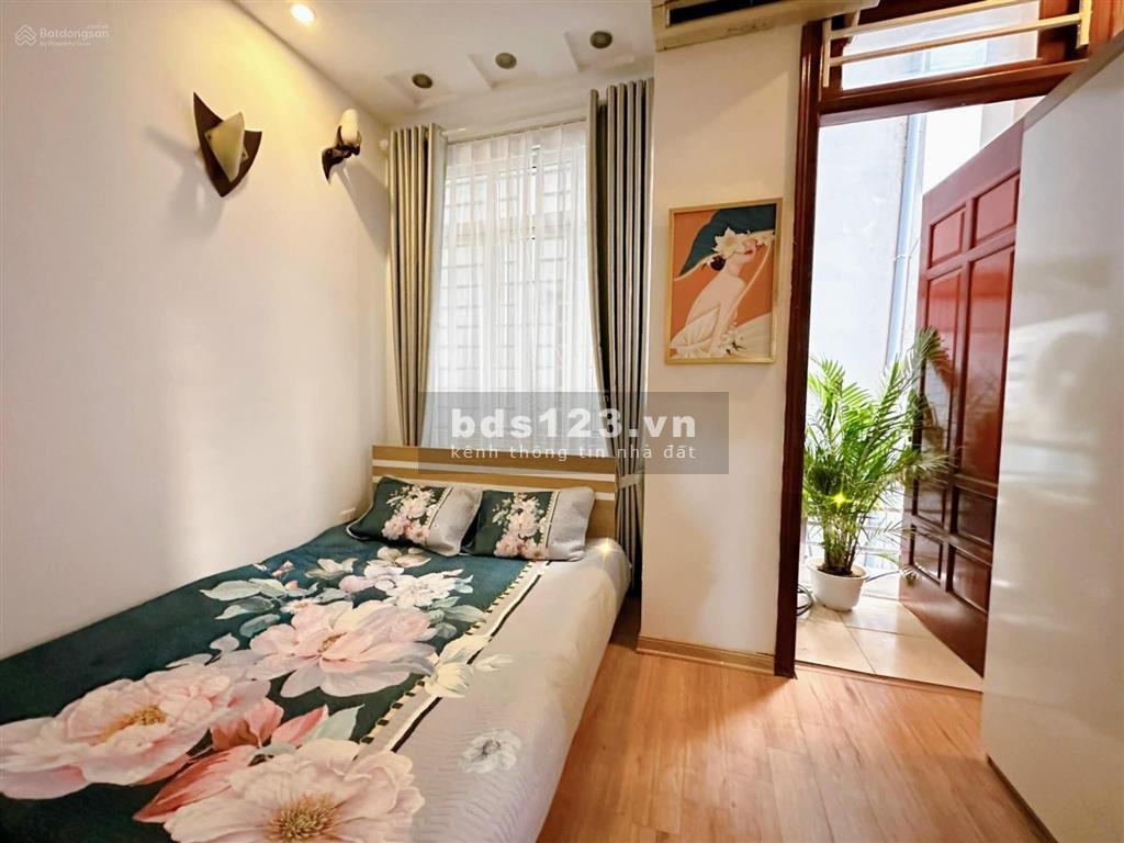 * Bán nhà Đình Thôn 45m2 x 5 tầng, sổ đỏ giao ngay, giá hời 8.7 tỷ