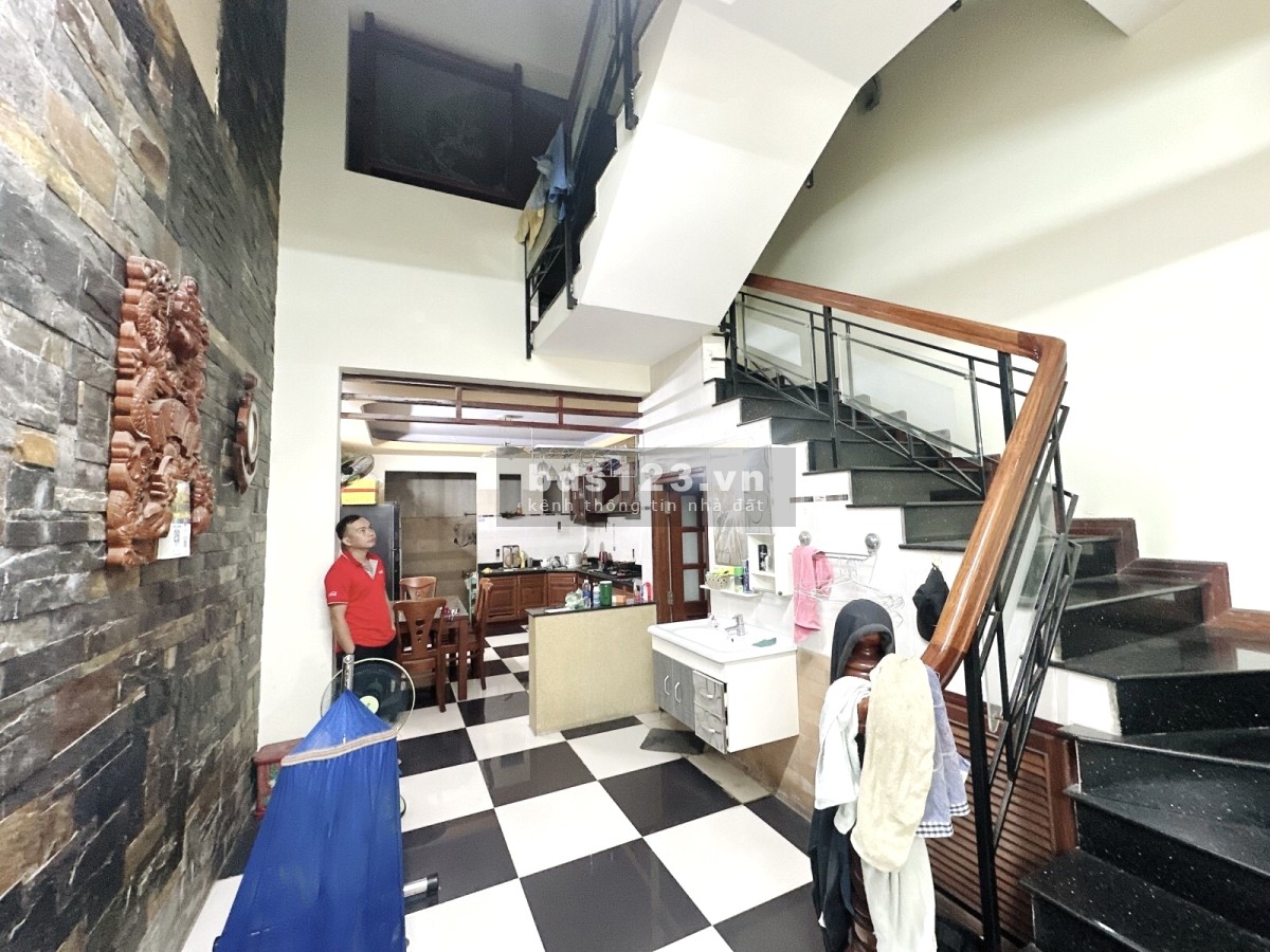 Bán nhà mặt tiền khu VIP quận 6 - Ngay Diamond Palace quận 6 - Ô tô đỗ ngày đêm - 12.8 tỷ