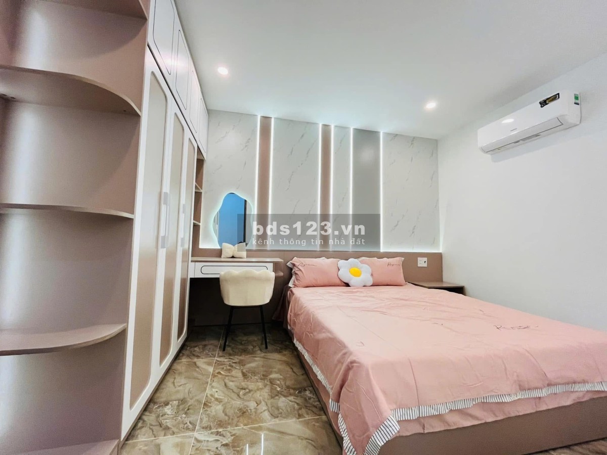 Cần bán gấp nhà ngay Vòng Xoay An Phú Thuận An, Bình Dương