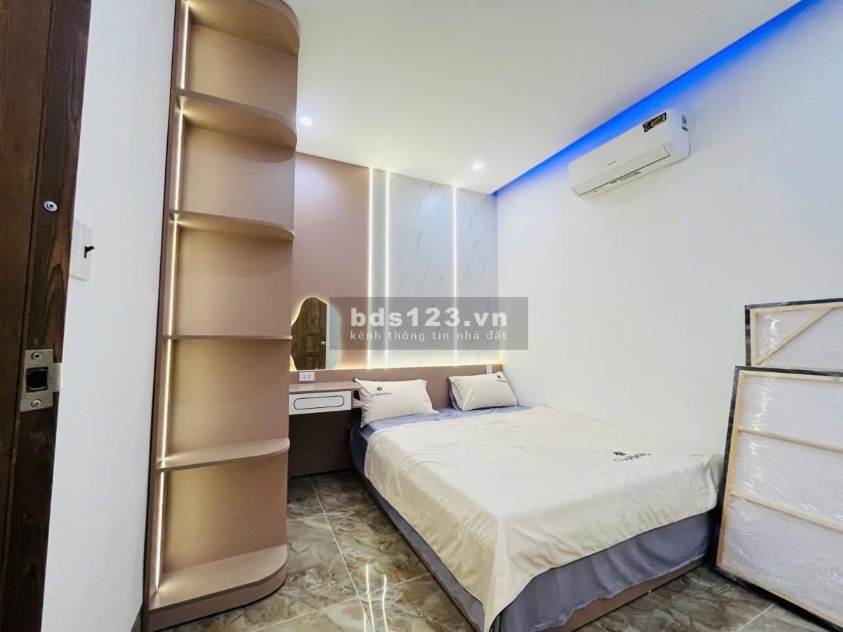 Cần bán gấp nhà ngay Vòng Xoay An Phú Thuận An, Bình Dương