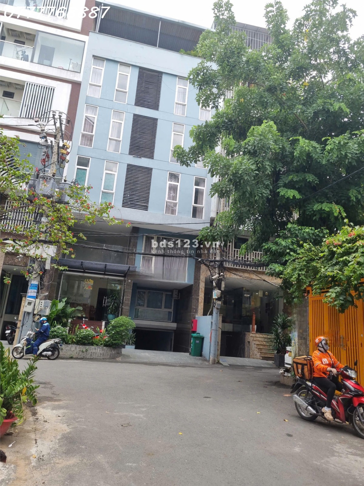 Bán nhà MT đường ngay Hậu Giang, Tân Bình, Cách sân bay 300m Hầm 6T