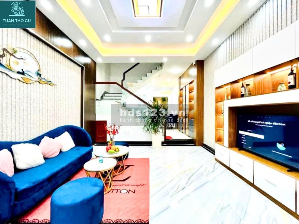 Bán Nhà phố Hưng Phúc, 1 Bước Ra Phố, View Hồ, 5 Tầng Mới, TK Đẹp, 50m2, 6.4 tỷ