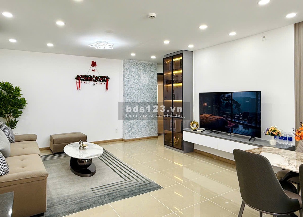 Căn góc 83m2 Hoàng Kim Thế Gia sổ hồng sẵn, thanh toán 900tr ở ngay