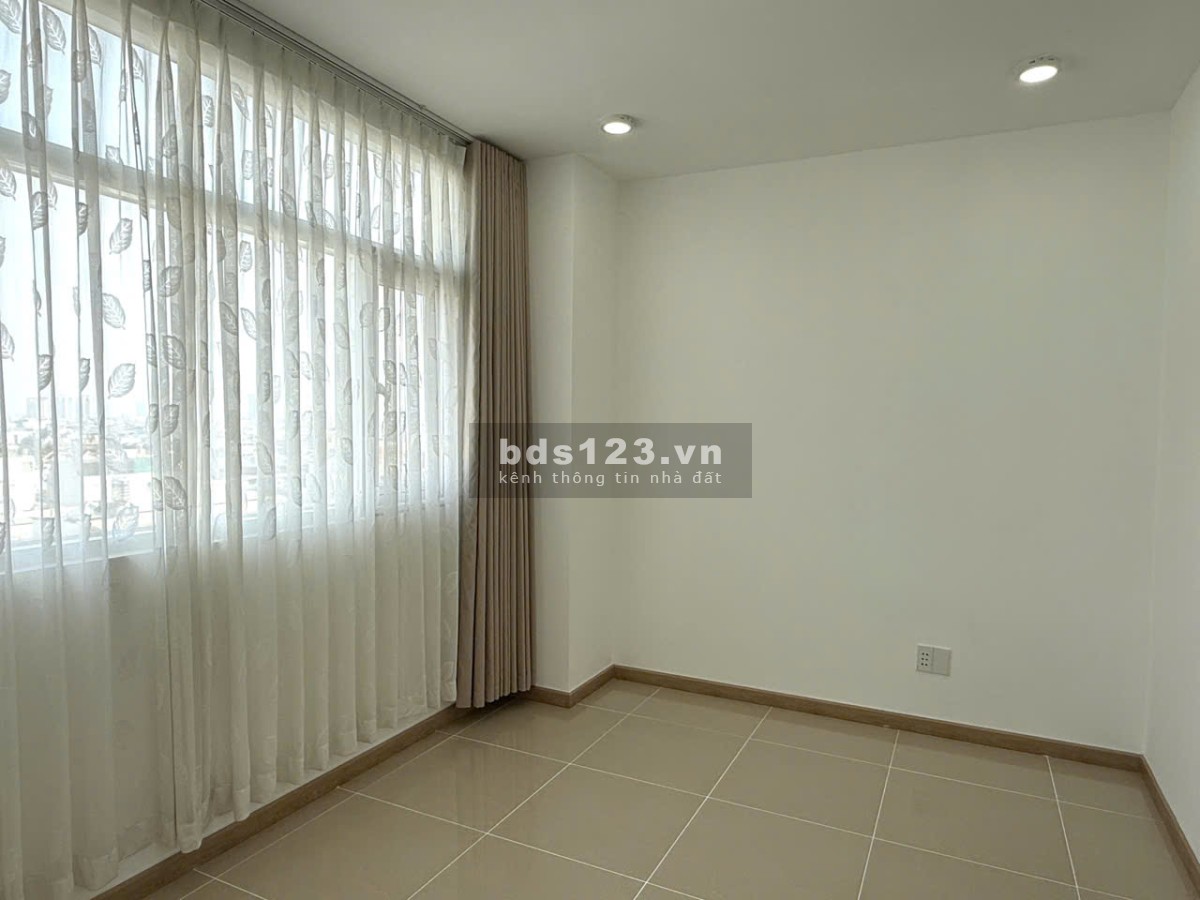 Căn góc 83m2 Hoàng Kim Thế Gia sổ hồng sẵn, thanh toán 900tr ở ngay