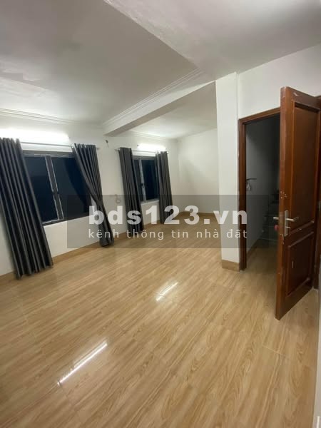 Cho thuê nhà ngõ Phương Liệt Thanh Xuân, 45m2 3 tầng 3 ngủ 3 vệ sinh, 9 Triệu