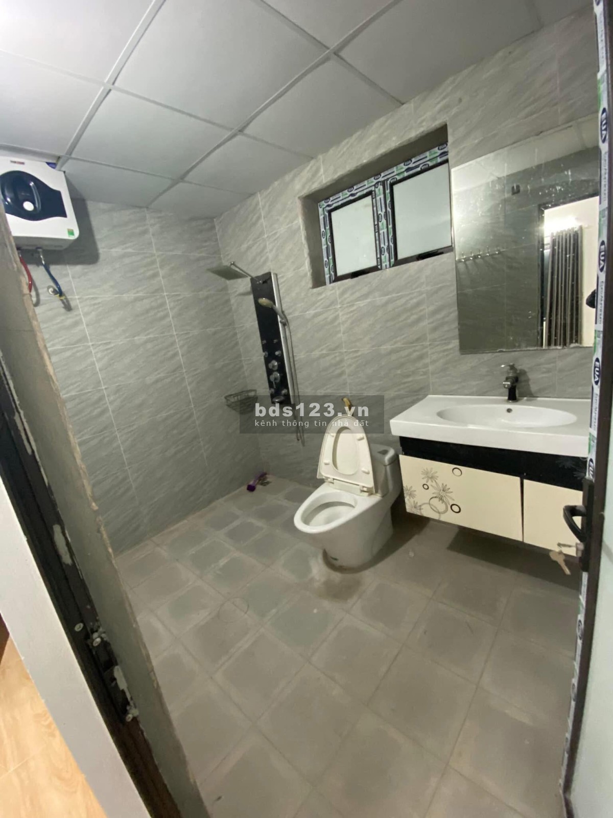 Cho thuê nhà ngõ Phương Liệt Thanh Xuân, 45m2 3 tầng 3 ngủ 3 vệ sinh, 9 Triệu