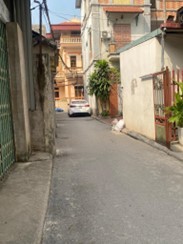 Cần cho thuê kho, xưởng mặt ngõ Cống Thôn, Gia Lâm cực rẻ 3tr/tháng, rộng 80m2, 5m mặt tiền