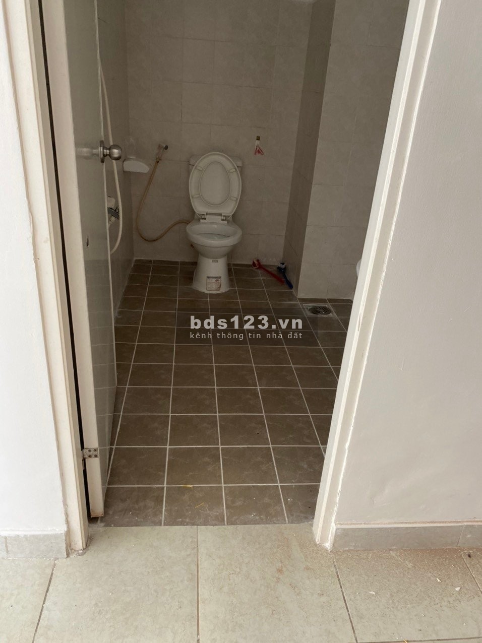 Bán căn 3PN 2WC 87m2 Phú Mỹ Thuận, tầng trung, hướng mát. GIÁ 1.6 tỷ. LH 0906 600 593