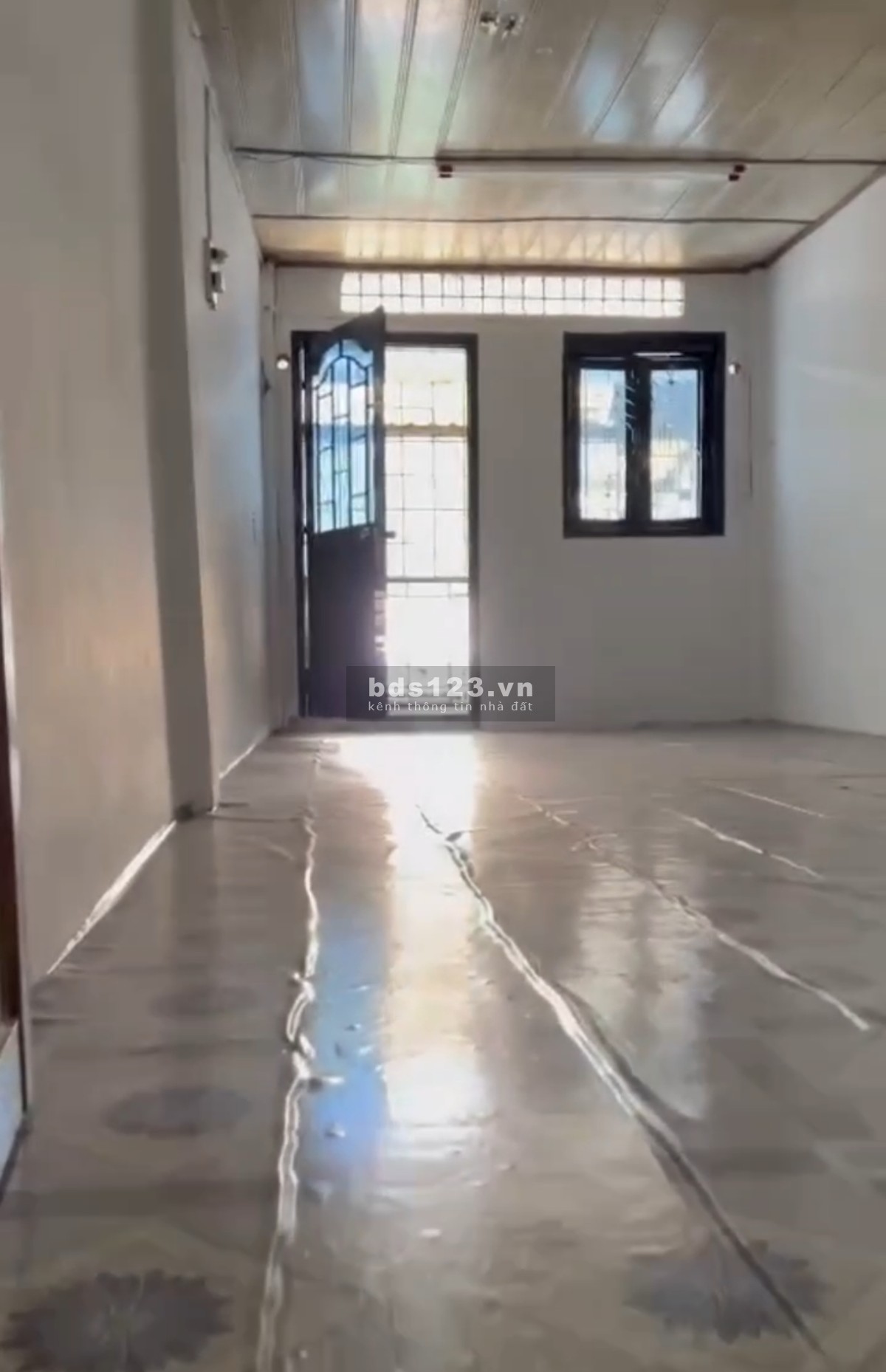 Cho thuê nguyên căn mặt tiền Nguyễn Duy P9 Q8 giá 9tr, 1 lửng 1pn, diện tich 3x17m (gần chợ)