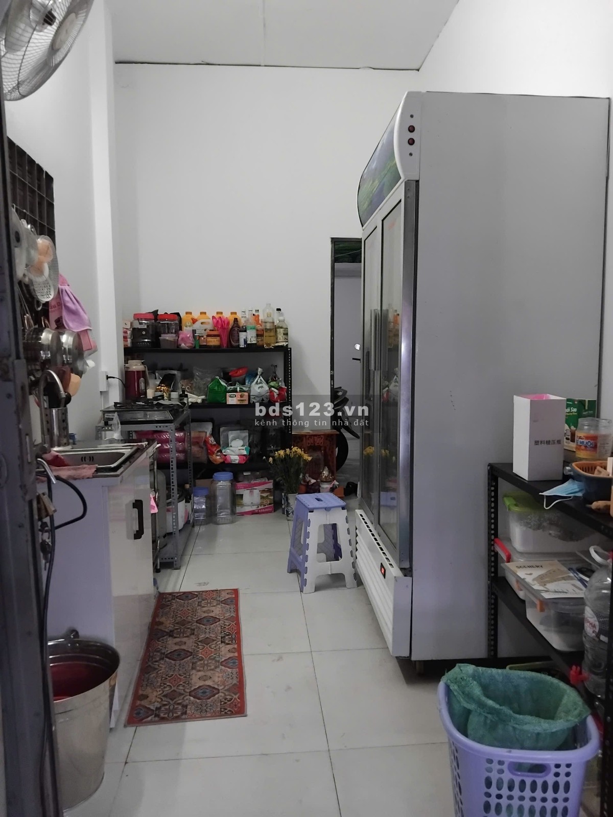 Sang mặt bằng kinh doanh đường Âu Cơ, giá 20 triệu