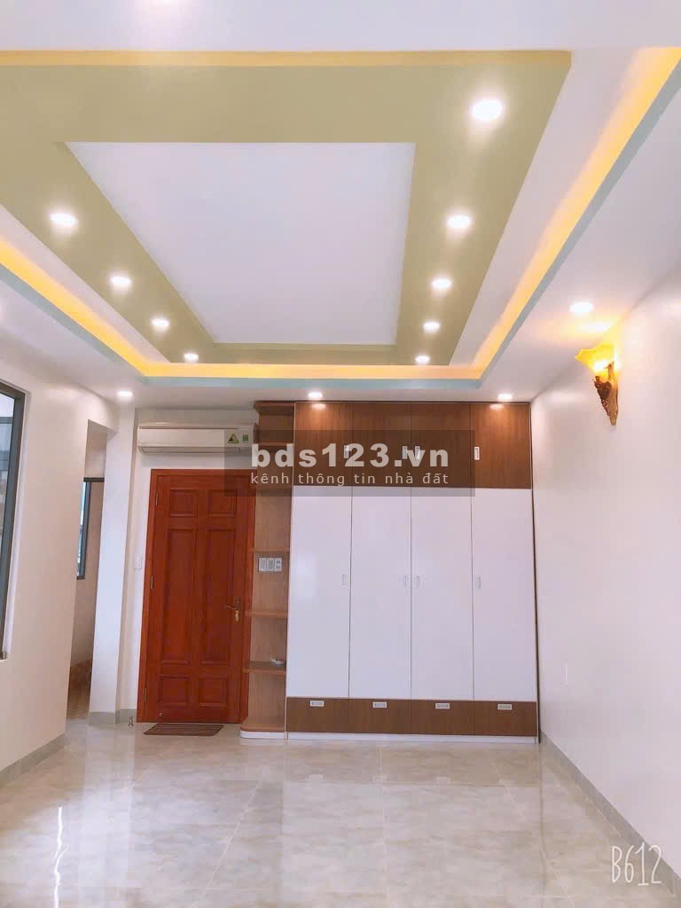 Bán nhà Khuôn Việt Tân Phú 2 mặt tiền đường 10M, 50M, 5 tầng kinh doanh đỉnh, 9.2 tỷ