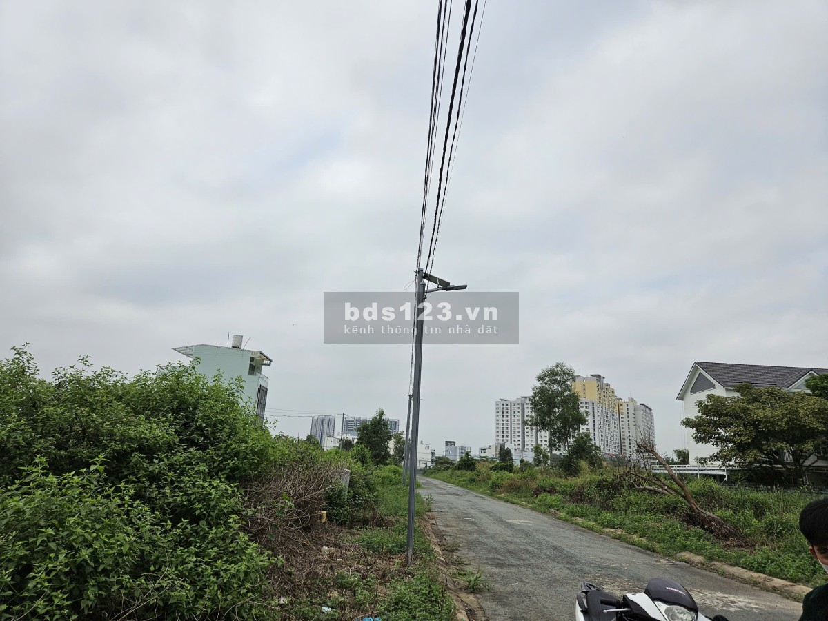 Bán lô đất 90m2, Dự án Sở Văn Hóa Thông Tin, giá chỉ 68tr/m2, ngang 6m