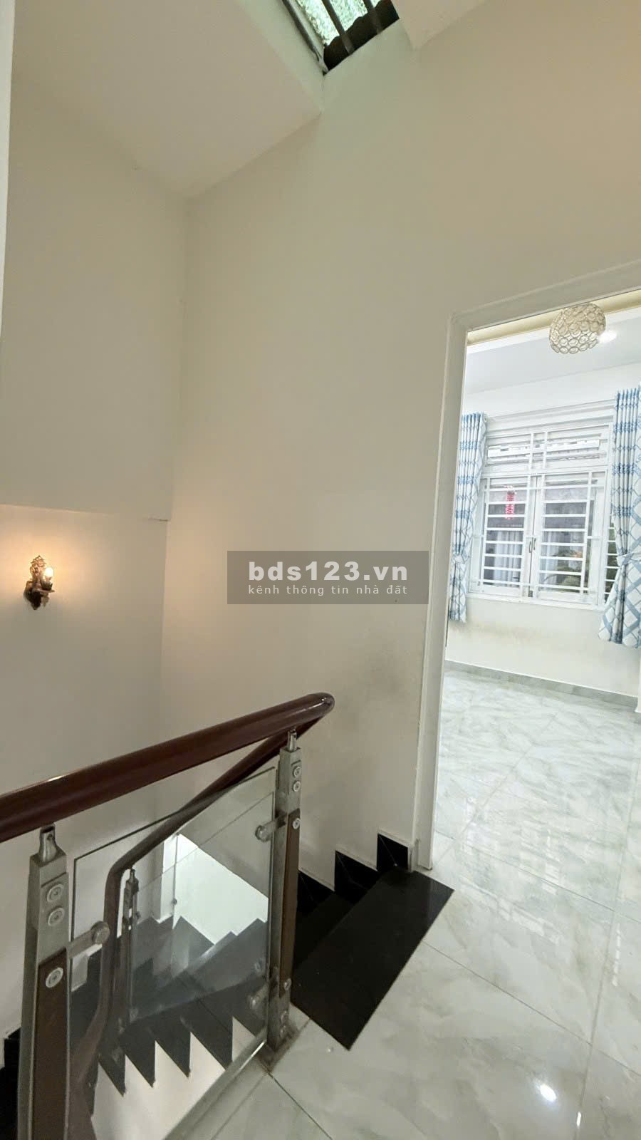 P12 GV Giáp Tân Bình - 35M2 (4,2 x 8,5) - 2 Tầng 2PN - Hẻm thông - Nở hậu - 3,9 tỷ