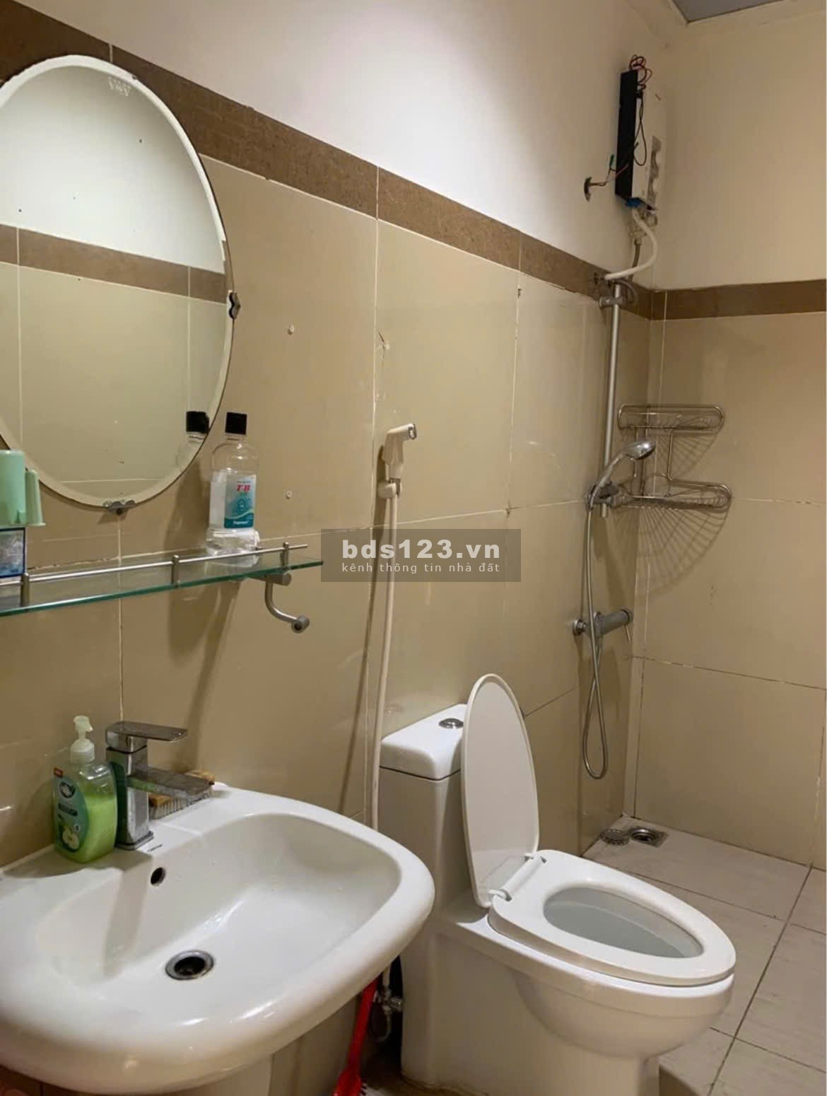 Chung cư LaKai(thang bộ), N. Tri Phương P8, Q5, 10tr/th, 73m2, 2p ngủ