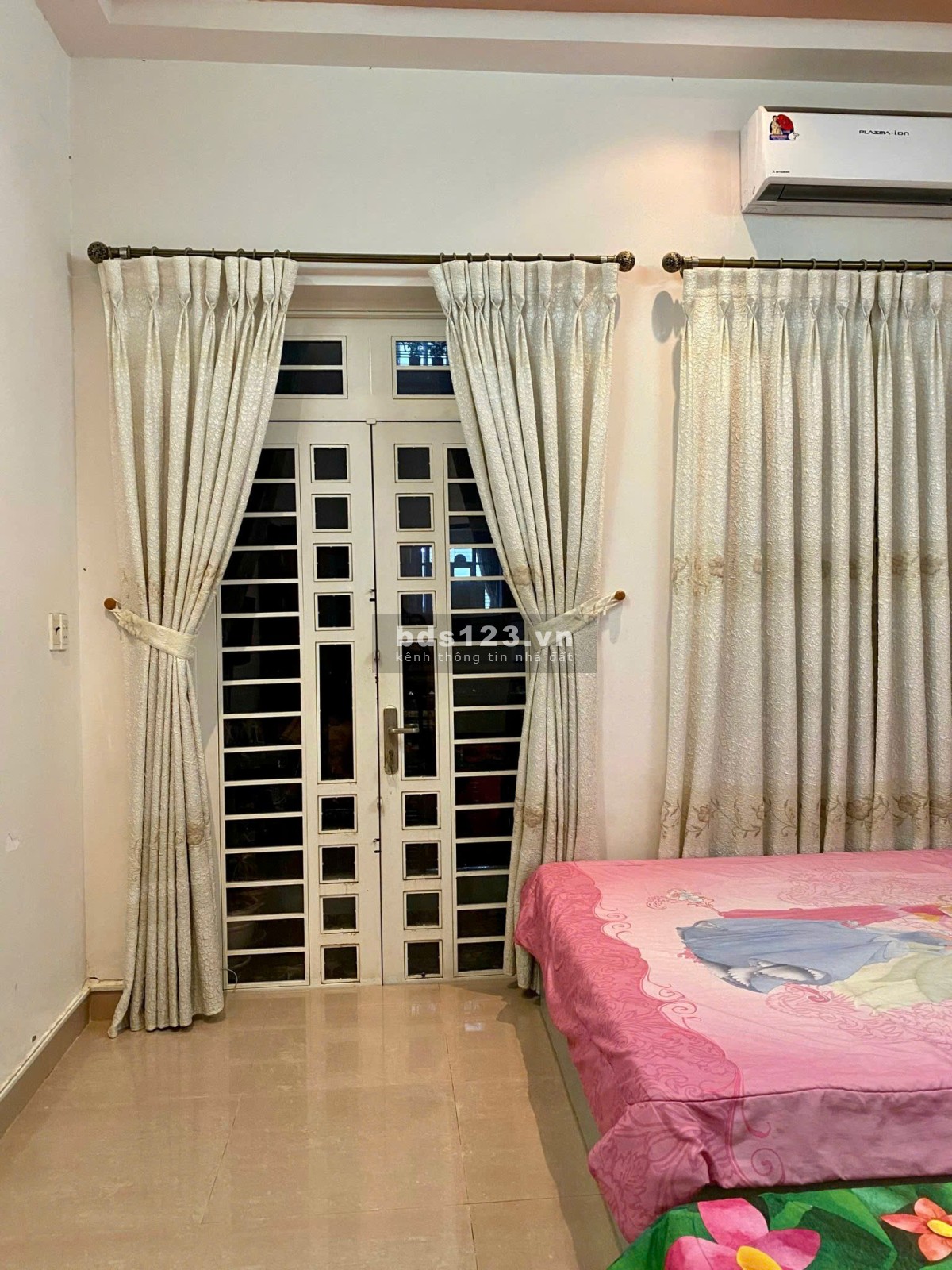 Bán nhà riêng, vị trí yên tĩnh khu Cư Xá Ngân Hàng - Quận 7, diện tích 92m2, 1 trệt – 1 lầu, 2 PN