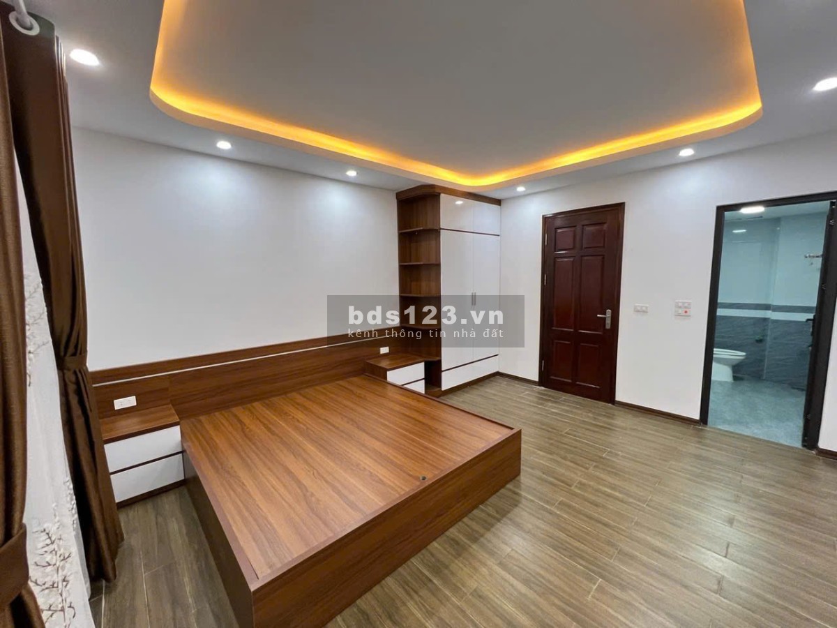 Bán nhà lô góc gần khu Tiếp Giáp Văn Phú Hà Đông ở ngay