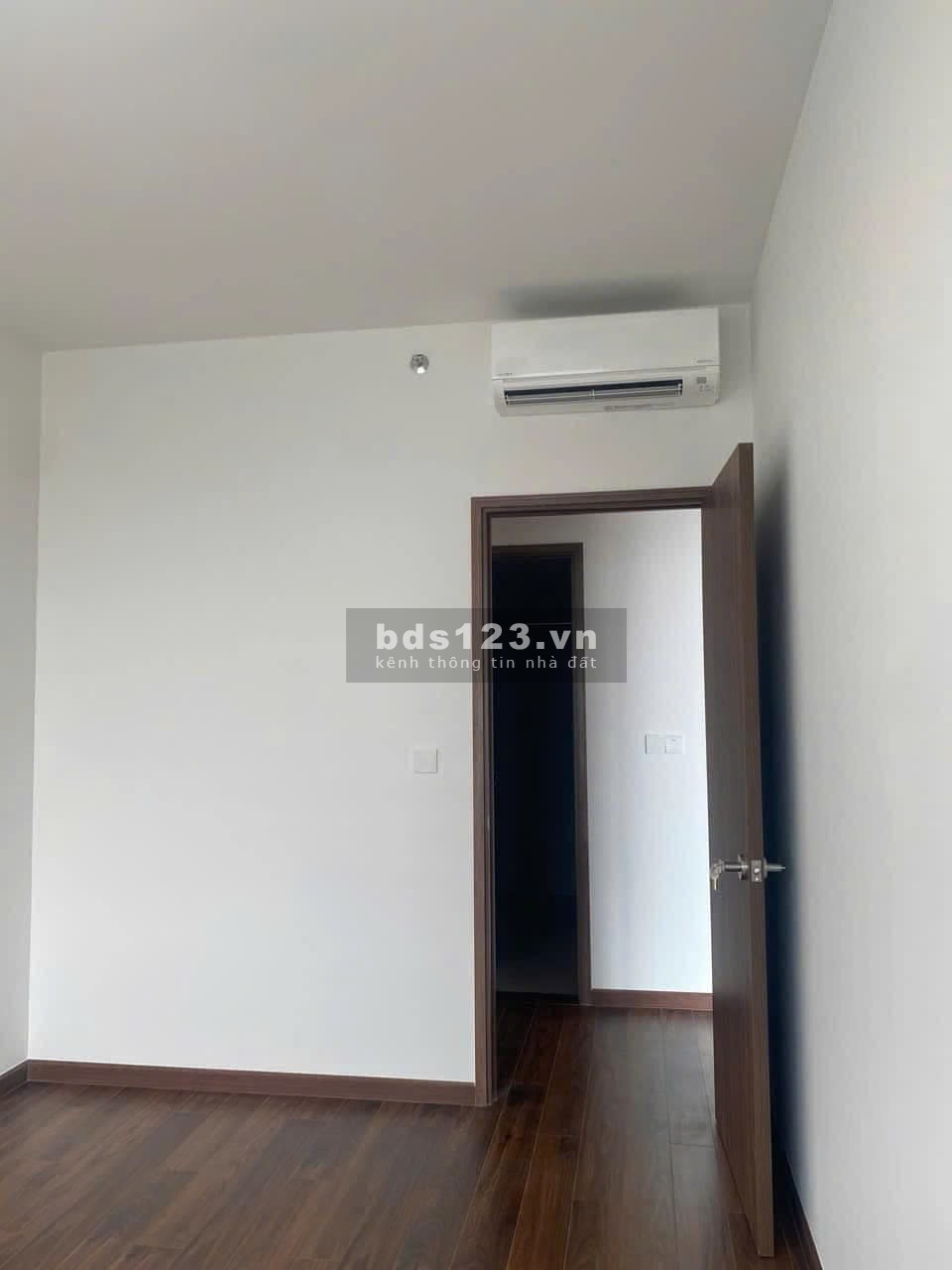 Chung cư Phúc Yên , Phan Huy ích,Tân Bình: 2p ngủ, 2wc, không Nt, 9tr