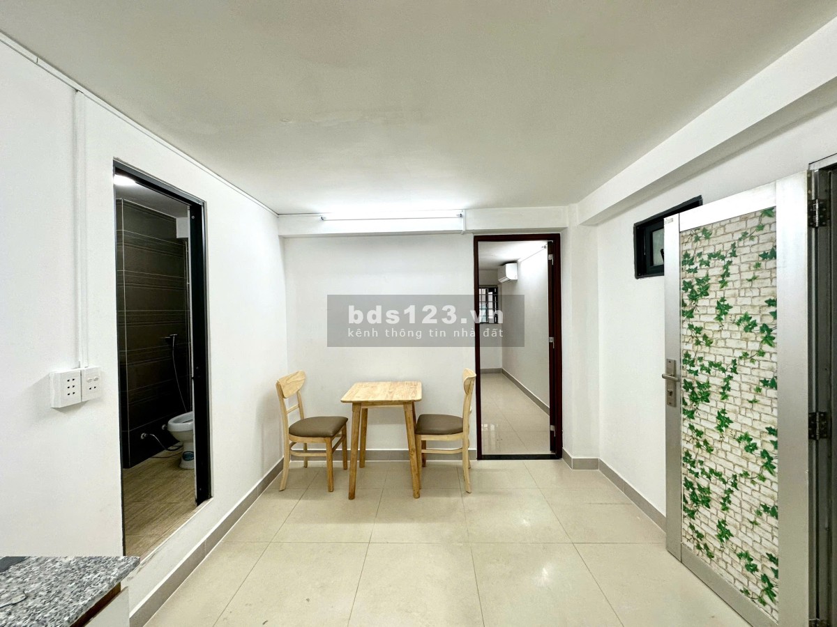 Phòng Căn hộ 1 Phòng Ngủ, Phòng khách, Tách bếp - 224/20 Lý Thường Kiệt, P.14, Q.10 (Gần ĐHBK ...)
