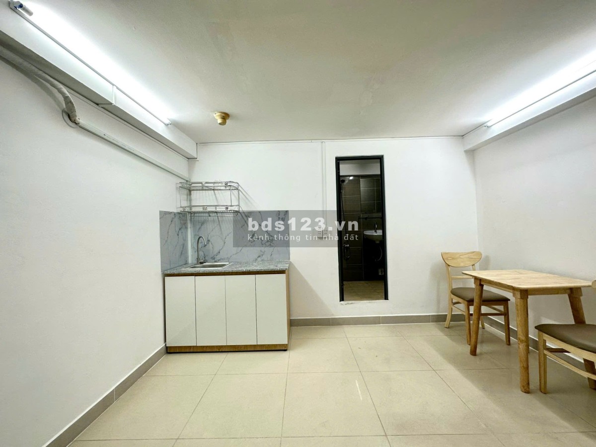 Phòng Căn hộ 1 Phòng Ngủ, Phòng khách, Tách bếp - 224/20 Lý Thường Kiệt, P.14, Q.10 (Gần ĐHBK ...)