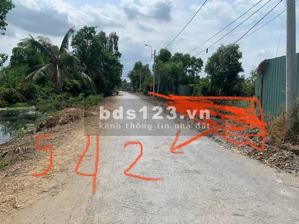 Chính chủ cần bán đất mặt tiền tại đường Kênh 7