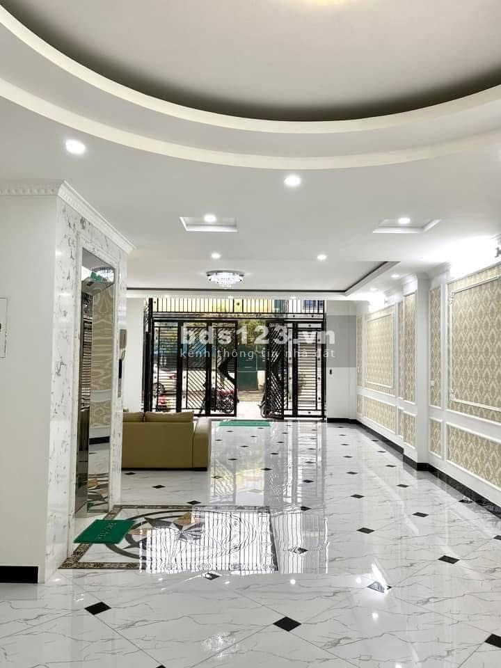 Bán nhà khu đấu giá Phúc Lợi. 90m2. Mt 6m. 5 tầng thang máy xịn xò. Giá 19,1 tỷ