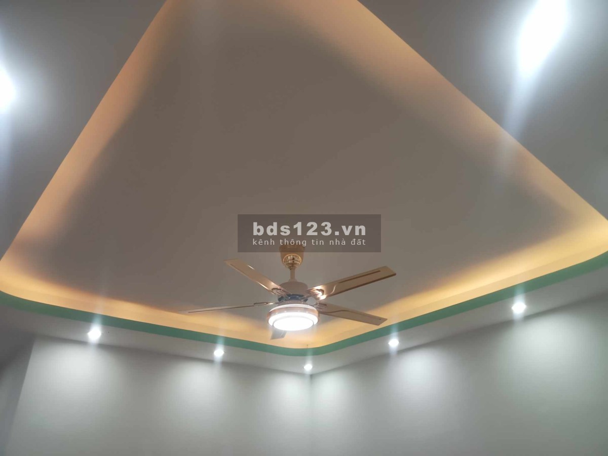 Bán căn hộ toà CT8 khu đô thị đại thanh 45M - 1PN - 1VS, căn góc 2 mặt thoáng, SĐCC