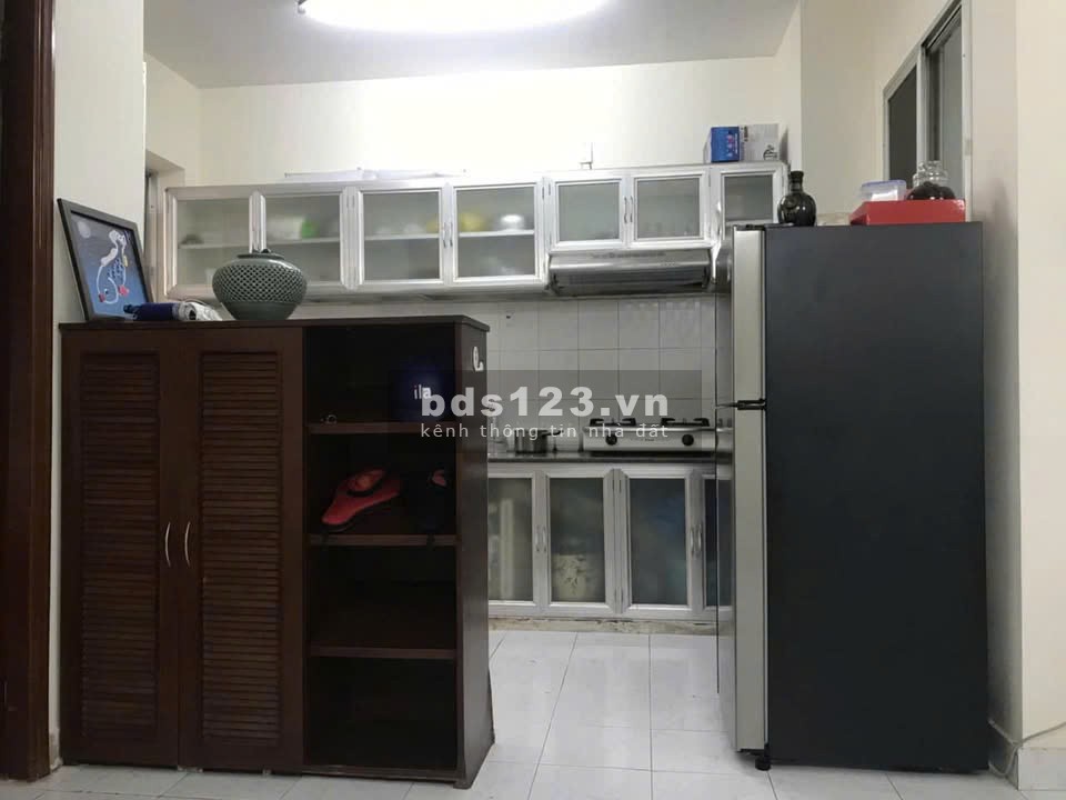 Chung cư 10A Trần Nhật Duật, Tân Định, Quận 1: 60m2, 1 p ngủ, 9.5tr/th