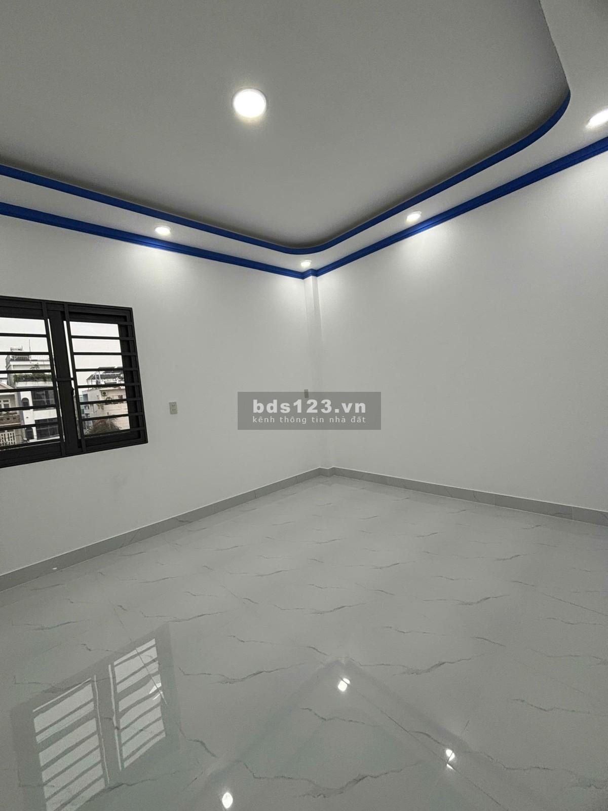 Cho thuê nhà nguyên căn gần kế Vạn Phúc City 1 trệt 3 lầu 20tr diện tích 5x20.5m