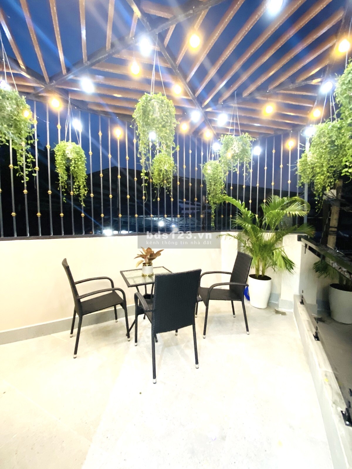 Bán nhà quận 6 đường Hậu Giang - 3 Tầng lung linh - Ngang khủng 7.3M - Tặng full nội thất - 6.5 tỷ