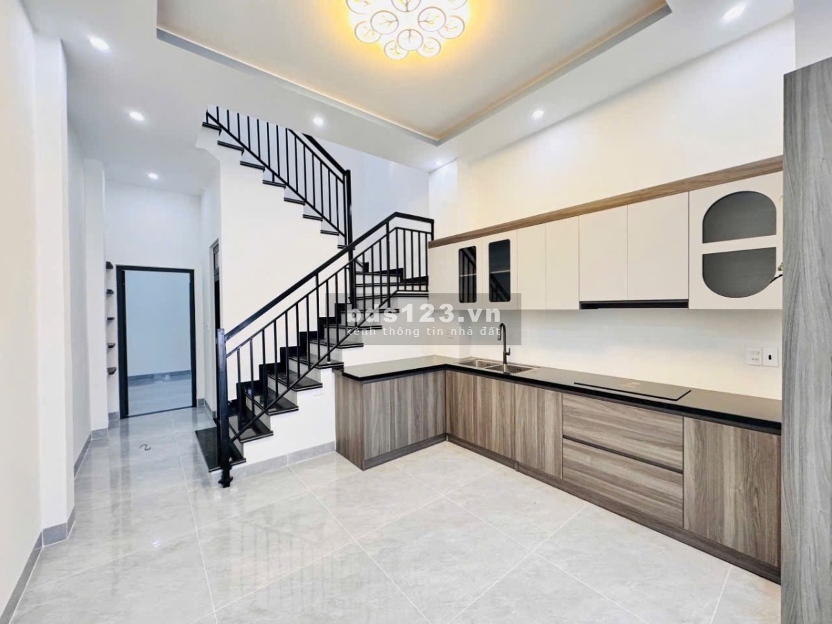 Bán Nhà Mới Hoàn Thiện Mặt Tiền Đường Phạm Tu