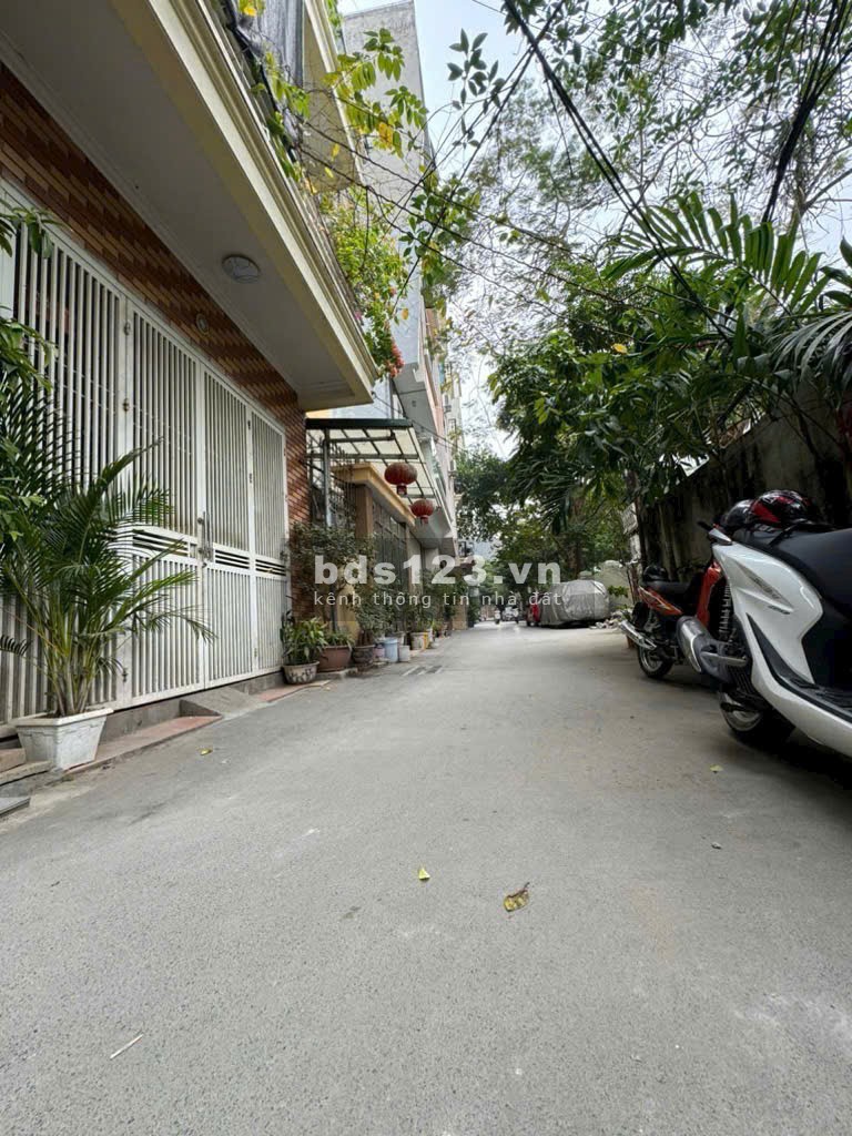 Bán nhà La Thành, trung tâm, giá tốt, 26/40M2, 1.85 tỷ