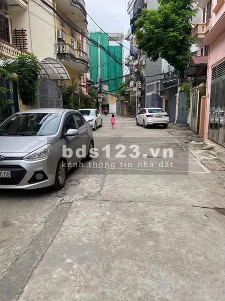 Bán nhà Trần Duy Hưng, ô tô vào nhà. Diện tích 65m2 x 5t, mt 4.5m, giá 14.9 tỷ