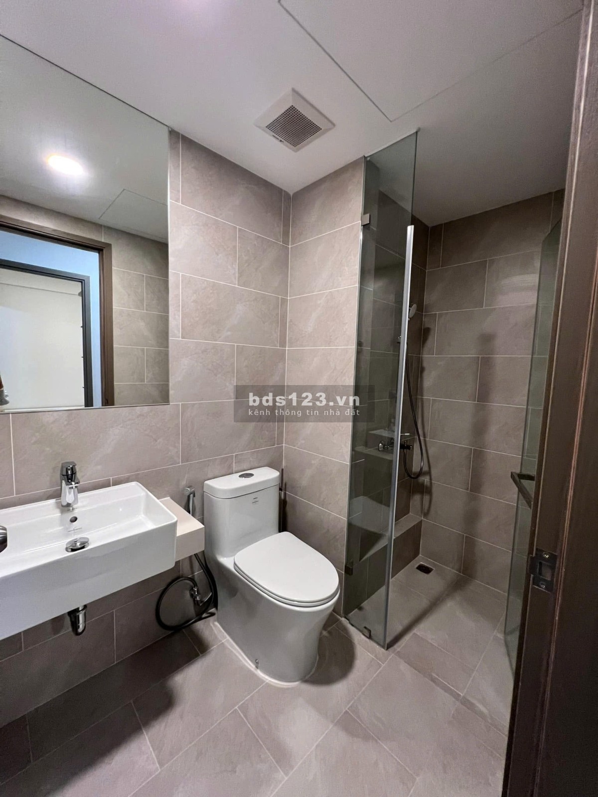 Căn hộ chung cư Carillon 5, Tân Phú: 70m2, 2p ngủ, 2wc, 8.5tr
