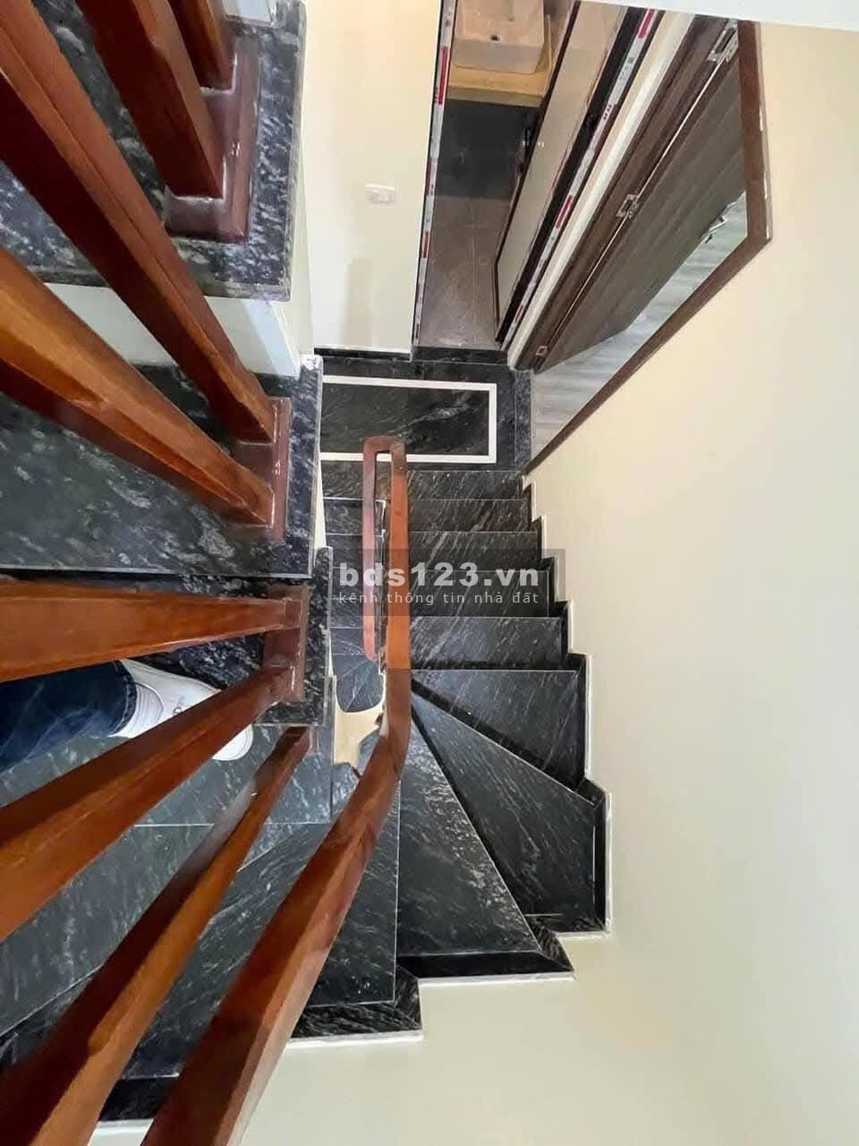 Bán nhà trong đê gần KĐT Đô Nghĩa Hà Đông
