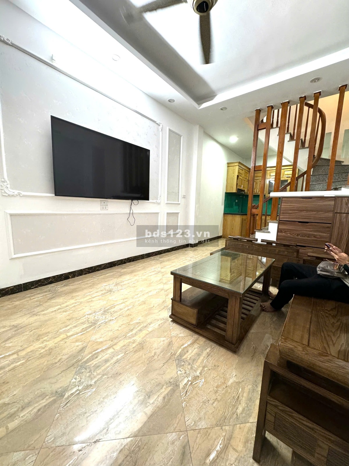 Bán nhà La Khê hà Đông vào ở ngay bãi gửi oto đầu cổng