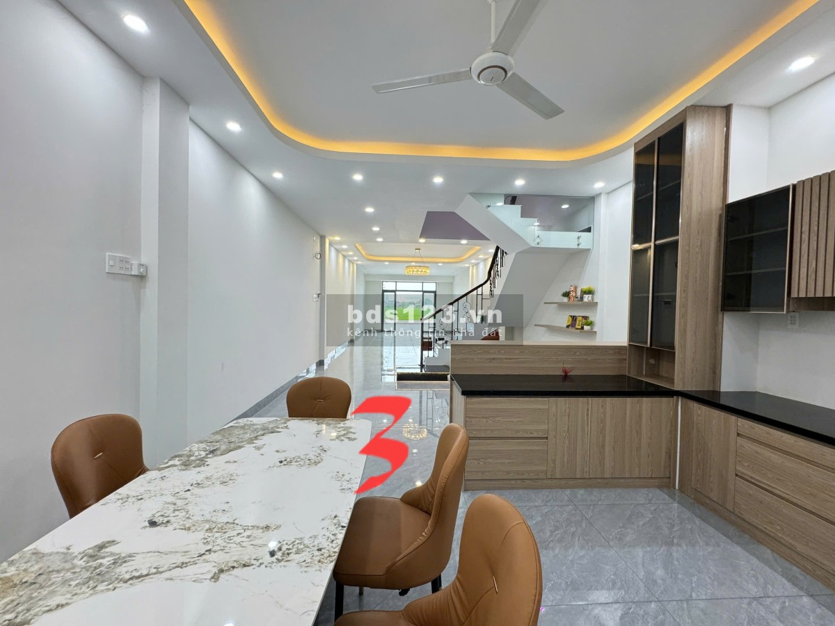 Nhà KDC đường Nguyễn Trọng Dân, P.4 Tp Gò Công, 115m2 2 lầu + ST, 4 phòng, Sổ hồng riêng hoàn công