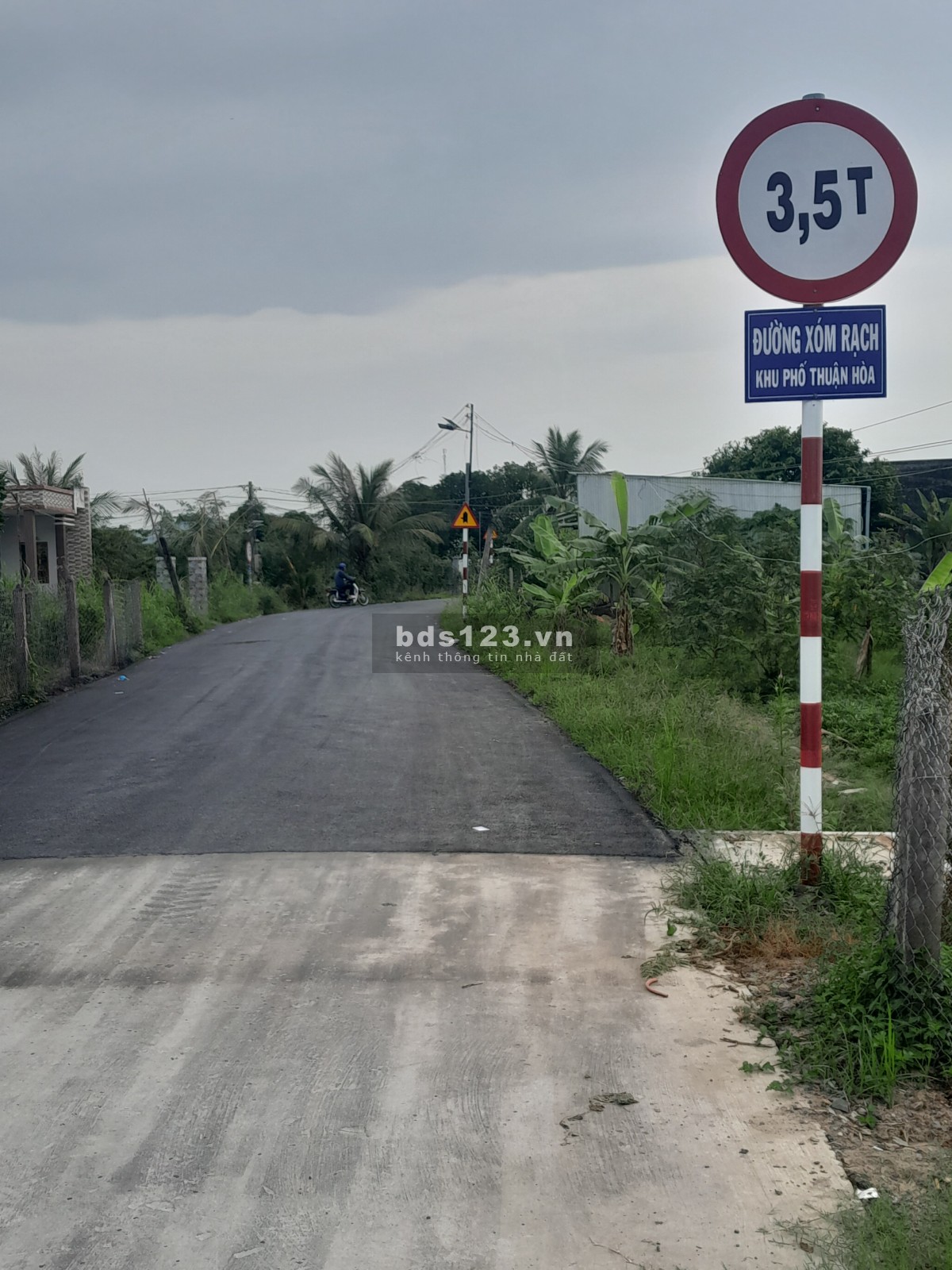 6x25m đất thổ cư Thành Phố Gò Công, mặt tiền đường Xóm Rạch nhựa 8m, đã sổ rồi, 1 tỷ thương lượng