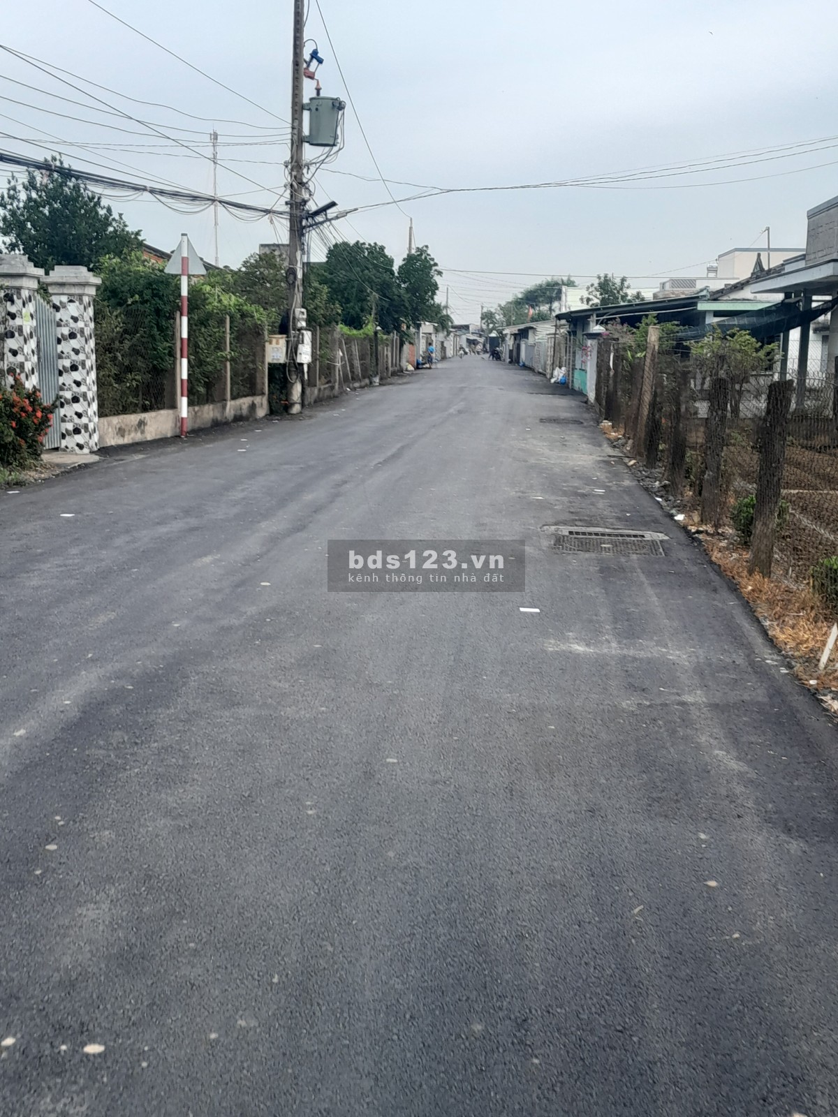 6x25m đất thổ cư Thành Phố Gò Công, mặt tiền đường Xóm Rạch nhựa 8m, đã sổ rồi, 1 tỷ thương lượng