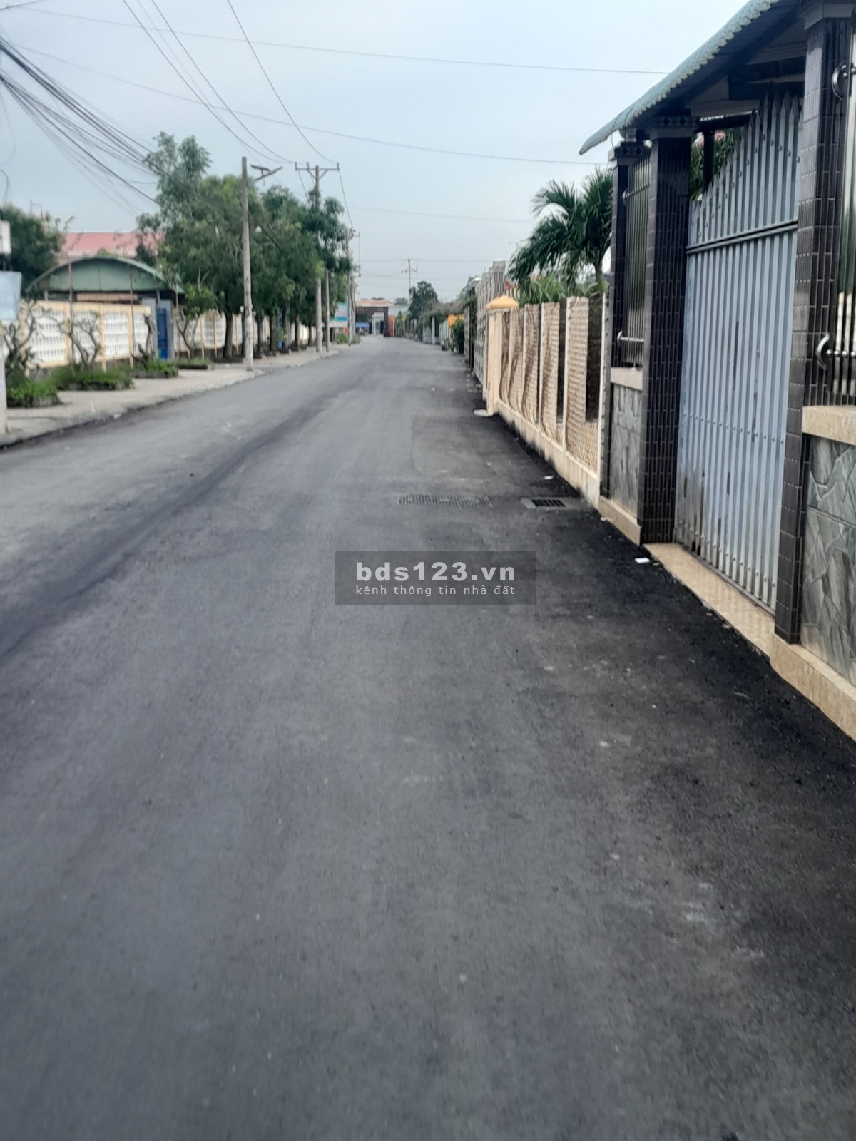 6x25m đất thổ cư Thành Phố Gò Công, mặt tiền đường Xóm Rạch nhựa 8m, đã sổ rồi, 1 tỷ thương lượng