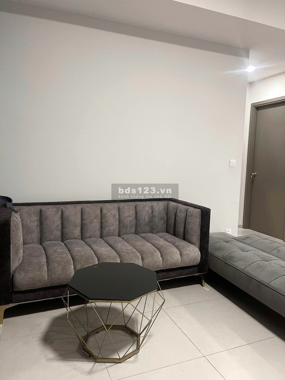 Melody, 869 Âu cơ, Tân Sơn Nhì, Tân Phú: 85m2, 2 p ngủ, 2wc, NT, 12.5tr/th